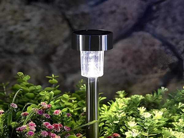 “Unveiling the Secret Behind the Unstoppable Success of Solar LED Street Lights”