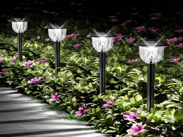 What are the factors that influence the price of LED streetlights?