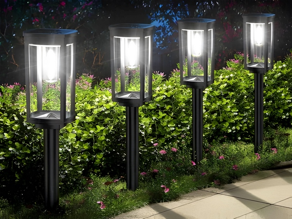 Economic Benefits of Photovoltaic Solar Street Lamps in Xinjiang